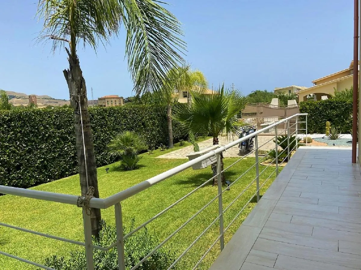 Borgo Aranci - Appartamento In Villa Orchidea - 12A Castellammare del Golfo 0*,  Italy