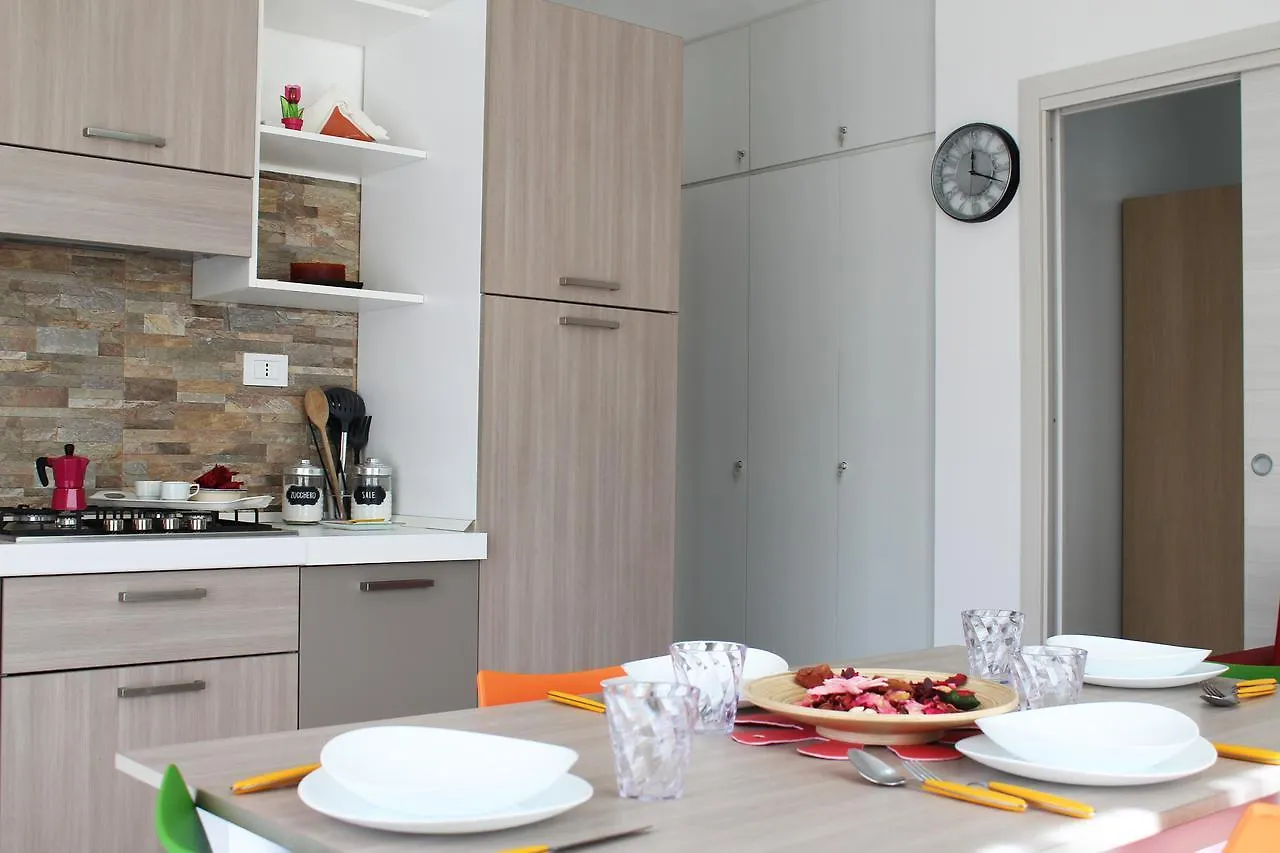 Apartment Borgo Aranci - Appartamento In Villa Orchidea - 12A Castellammare del Golfo